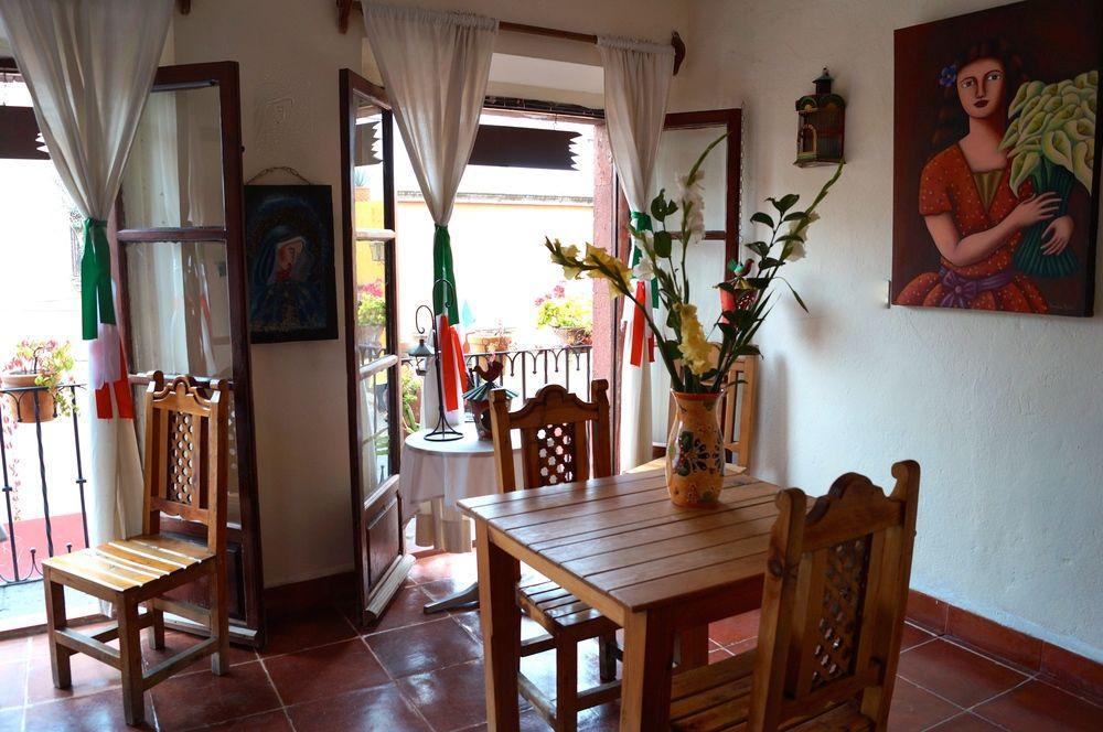 Hotel Aqui Es Mexico San Miguel de Allende Dış mekan fotoğraf