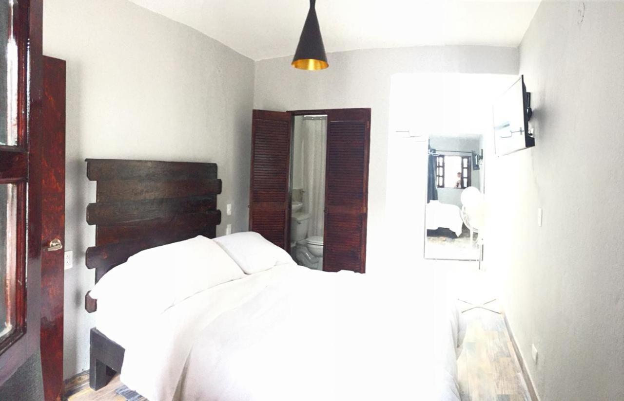Hotel Aqui Es Mexico San Miguel de Allende Dış mekan fotoğraf